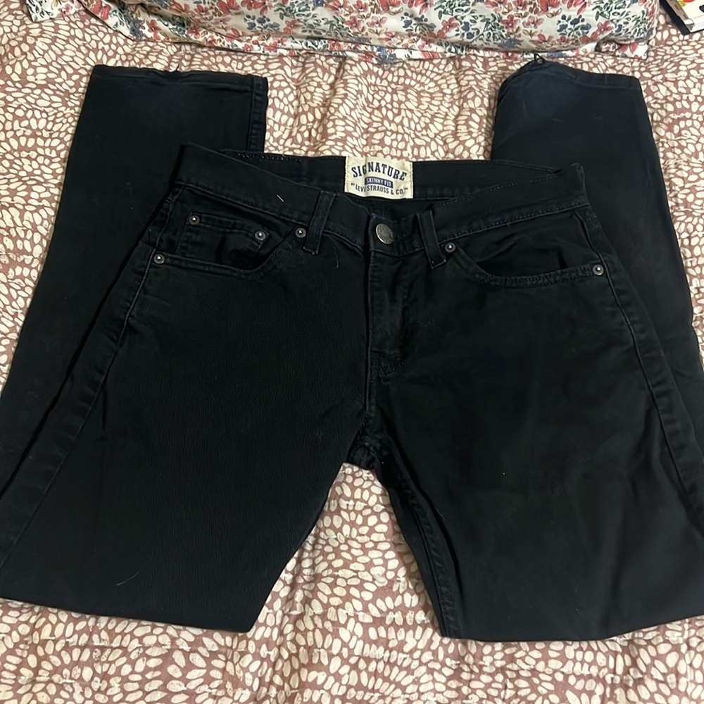 Signature by Levi Strauss & co black skinny fit size W29